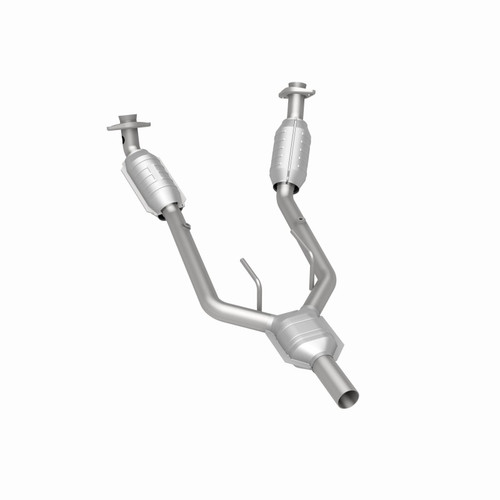 MagnaFlow Conv DF 96-97 Mercury Cougar 3.8L - 444080 360 Degree Image Set