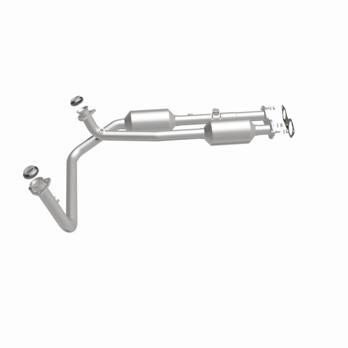 MagnaFlow Converter Direct Fit California Grade 96-00 GM Tahoe/Yukon/Escalade 5.7L - 4451453 360 Degree Image Set