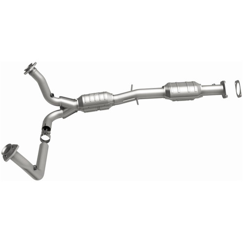 MagnaFlow Conv DF 00-04 S10/Sonoma 4.3L - 447242 Photo - out of package