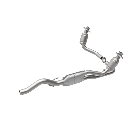 Magnaflow Conv DF 00-03 Dakota 4.7L - 447248 360 Degree Image Set