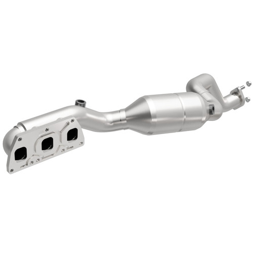 MagnaFlow Direct Fit Catalytic Converter 05-09 Audi A8 6.0L - 452798 Photo - Primary