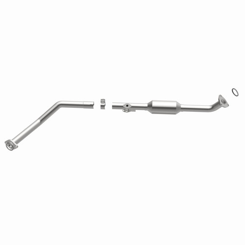 MagnaFlow Direct Fit Catalytic Converter OEM 2001-2004 Toyota Sequoia Underbody - 4551060 360 Degree Image Set
