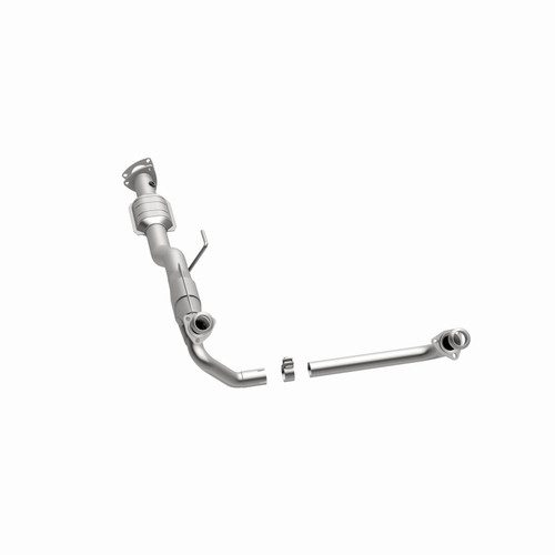 MagnaFlow Direct Fit Catalytic Converter Chevy Astro 00-04 4.3L - 458008 360 Degree Image Set