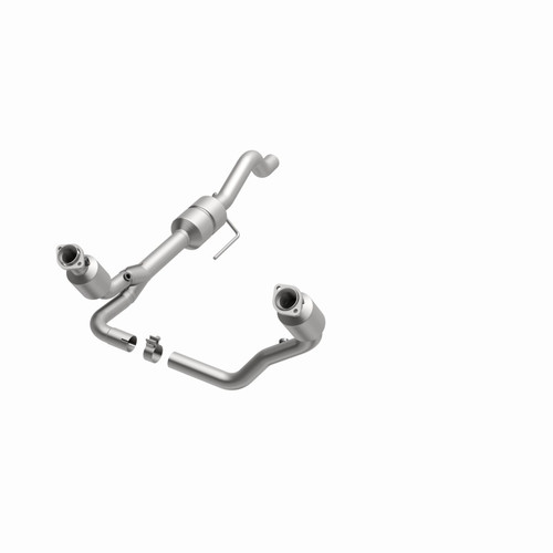 MagnaFlow Direct Fit Catalytic Converter 00-03 Durango 4WD 4.7L - 458047 360 Degree Image Set