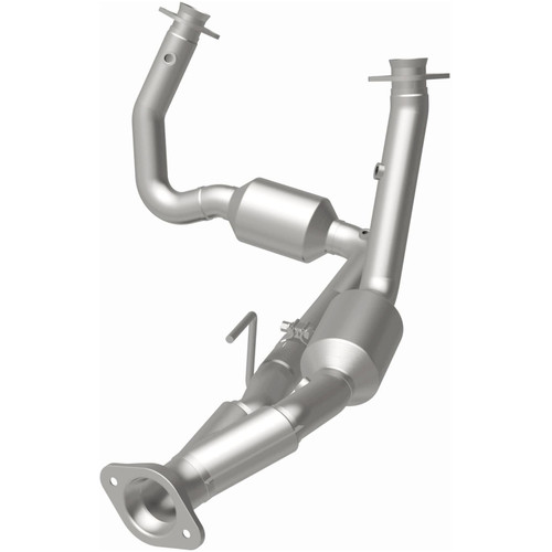 MagnaFlow 05-06 Jeep Grand Cherokee 5.7L Direct Fit Catalytic Converter - 4651709 Photo - Unmounted
