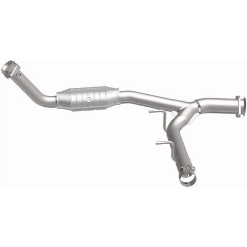 MagnaFlow Direct Fit Catalytic Converter 05 Expedition P/S 5.4L OEM - 49411 Photo - out of package
