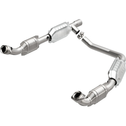 MagnaFlow Direct Fit Catalytic Converter Ford E350 Van 06 5.4L OEM - 49439 Photo - Primary