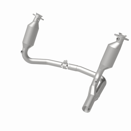 MagnaFlow Direct Fit Catalytic Converter 04 Dakota 3.7/4.7 2WD OEM - 49657 360 Degree Image Set