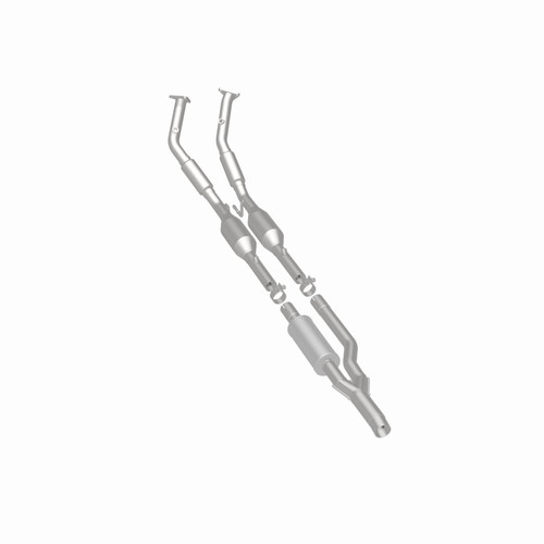 MagnaFlow Direct Fit Catalytic Converter 06- Audi A3 Quattro 3.2L - 49873 360 Degree Image Set