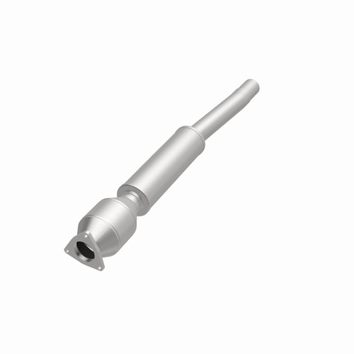 MagnaFlow Direct Fit Catalytic Converter 03-06 VW Phaeton 4.2L PS Rr - 49878 360 Degree Image Set