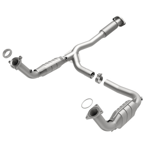 MagnaFlow Direct Fit Catalytic Converter 05-06 GMC Envoy XL Denali - 49886 Photo - Primary