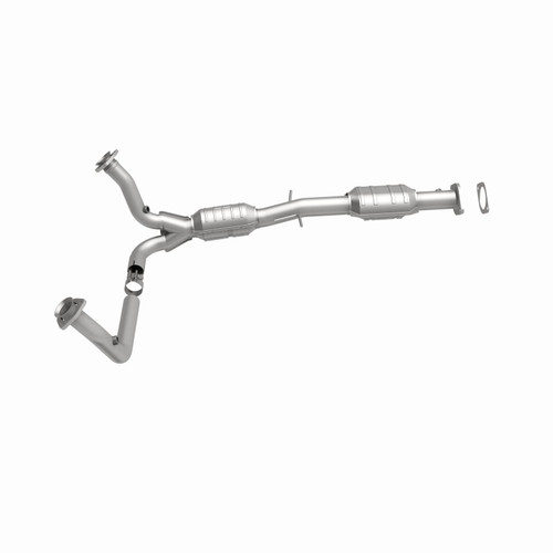 MagnaFlow Direct Fit Catalytic Converter 00-04 Chevy S10 4.3L 2WD - 49945 360 Degree Image Set