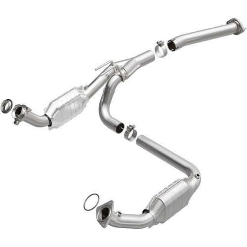 MagnaFlow Direct Fit Catalytic Converter Chevy Express 4.3L/5.4L - 51092 Photo - Primary
