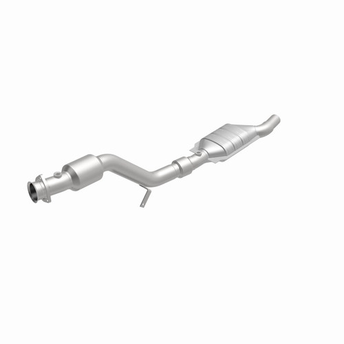 MagnaFlow Direct Fit Catalytic Converter 04-05 Audi Allroad 4.2L Passenger Side - 51099 360 Degree Image Set