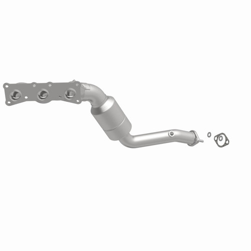 MagnaFlow Direct Fit Catalytic Converter 08-09 528i 3.0L Front - 51222 360 Degree Image Set