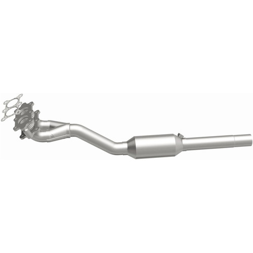 MagnaFlow Direct Fit Catalytic Converter 98-03 VW Beetle 2.0L - 51393 Photo - out of package