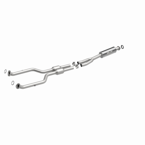 MagnaFlow Direct Fit Catalytic Converter 2006 Lexus GS300 3.0L - 51423 360 Degree Image Set