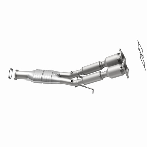 MagnaFlow Direct Fit Catalytic Converter 99-01 Volvo S80 2.9L - 51465 360 Degree Image Set
