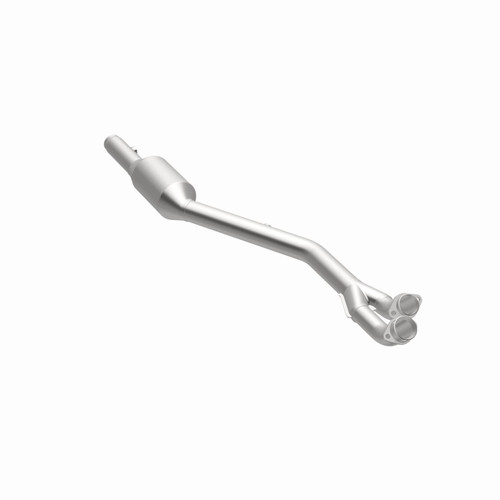 MagnaFlow Direct Fit Catalytic Converter 00-03 BMW M5 5.0L Driver Side - 51472 360 Degree Image Set