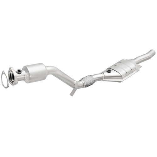 MagnaFlow Direct Fit Catalytic Converter 03 Volkswagen Passat 2.8L - 51589 Photo - Primary