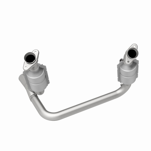 MagnaFlow Direct Fit Catalytic Converter 04 Dodge Durango 3.7L/4.7L - 51770 360 Degree Image Set