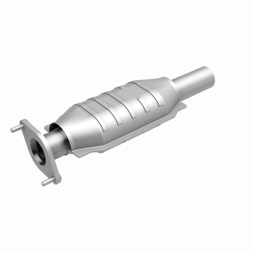 MagnaFlow Direct Fit Catalytic Converter 08-09 Ford Taurus 3.5L - 51808 360 Degree Image Set