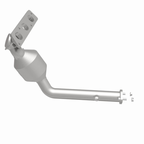 MagnaFlow Direct Fit Catalytic Converter 02-03 Freelander 2.5L - 51883 360 Degree Image Set