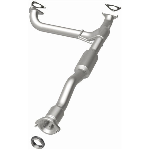 MagnaFlow Direct Fit Catalytic Converter 2015 Colorado 3.6 Underbody - 52612 Photo - Unmounted