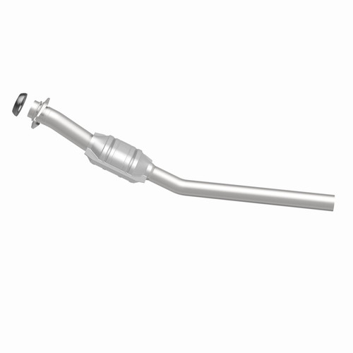MagnaFlow Direct Fit Catalytic Converter Caravan-Voyager 92-93 3.3L - 93275 360 Degree Image Set