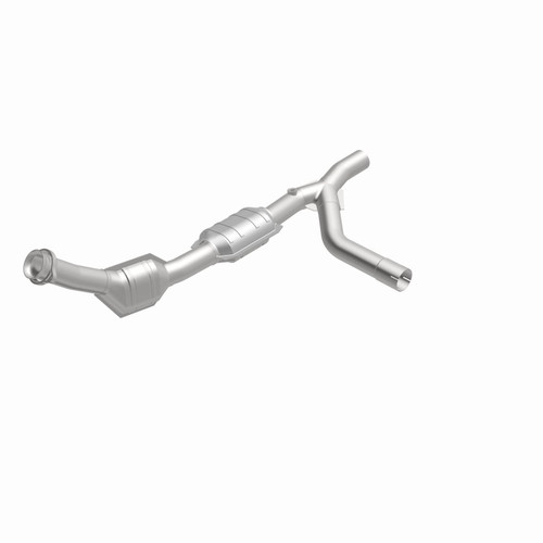 MagnaFlow Direct Fit Catalytic Converter 97-98 E150/E250 4.2L PS - 93322 360 Degree Image Set