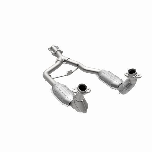 MagnaFlow Direct Fit Catalytic Converter 96-98 Ford Mustang 3.8L - 93344 360 Degree Image Set