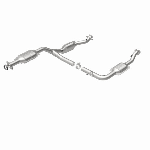 MagnaFlow Direct Fit Catalytic Converter 02-04 Explorer 4L Y - 93372 360 Degree Image Set