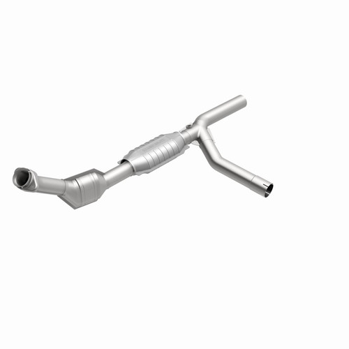 MagnaFlow Direct Fit Catalytic Converter 97-99 E-150/250 4.6L P/S - 93391 360 Degree Image Set