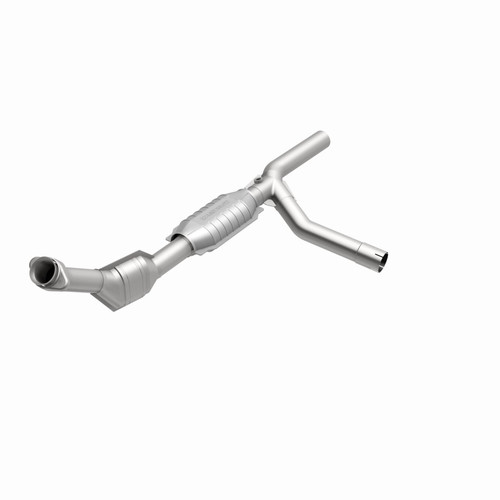 MagnaFlow Direct Fit Catalytic Converter 97-99 E-150/250 4.6L P/S - 93391 360 Degree Image Set