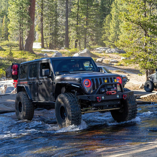 Oracle Jeep Wrangler JL/Gladiator JT LED Surface Mount Headlight Halo Kit - Amber - 1214-005 Photo - lifestyle view