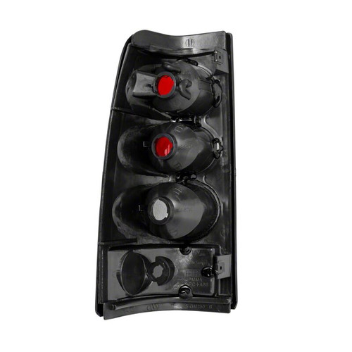 Raxiom 03-06 Chevrolet Silverado 1500 Fleetside Axial Series Tail Lights- Black- Clear Lens - S112708 Photo - Close Up