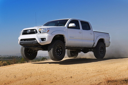 ICON 05-23 Toyota Tacoma EXT Travel Front 2.5 VS Remote Reservoir CDEV Coilover Kit - 700lbs - 58735E-700 Photo - lifestyle view