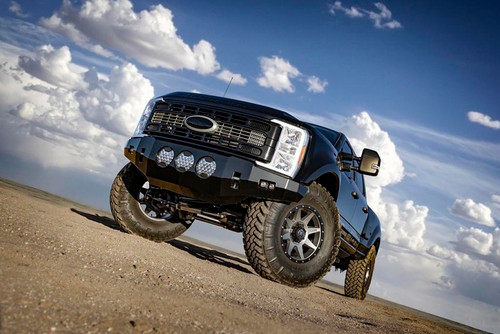 ICON 23-24 Ford F-250/F-350 SD 4WD Front 2.0 Aluminum Series Remote Reservoir Shock - 4.5in Lift - 66518R Photo - lifestyle view