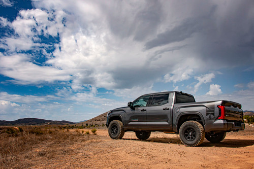 ICON 22-25 Toyota Tundra 2-3.5in Stage 11 Suspension System - Tubular - K53201T Photo - lifestyle view