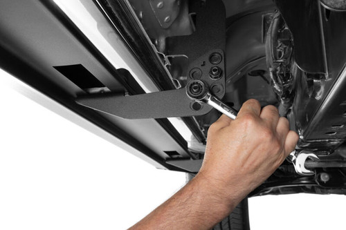 RealTruck 18-26 Jeep Wrangler JLU (4dr) Traxio 5in Nerf Bars - Textured Black - NBF25-73302-26T Photo - Close Up
