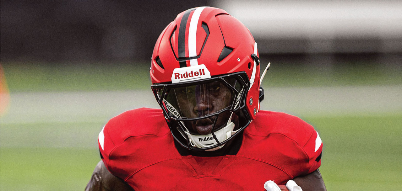 Riddell Axiom Football Helmet - Sports Unlimited
