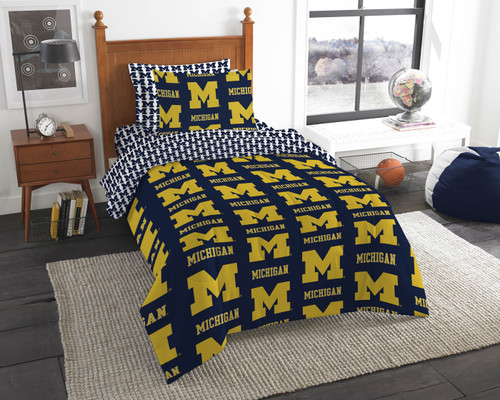 Michigan Wolverines 5 Piece Twin Bed in a Bag Set