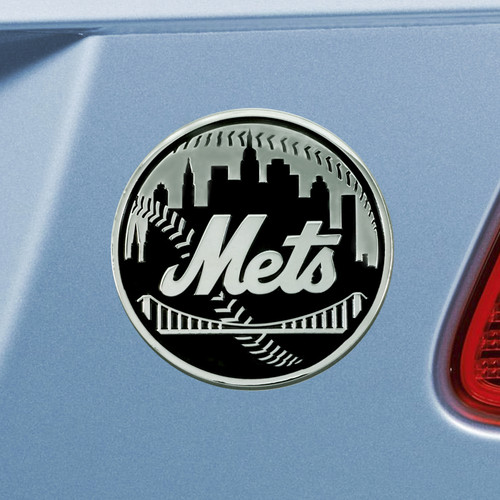 FANMATS 26663 New York Yankees 3D Chrome Metal Auto Emblem