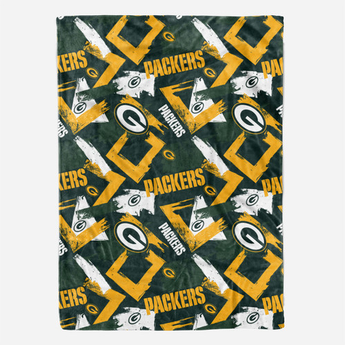 Green Bay Packers 50" x 70" Plush Throw