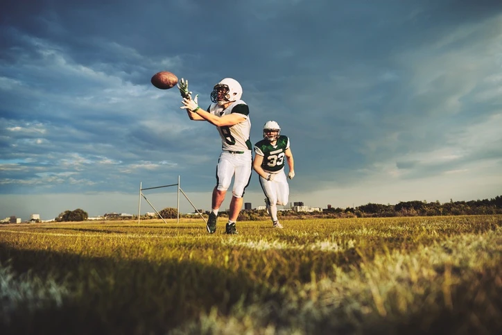 Wide Receiver Drills and Training Guide for Route Running, Speed, and Catching