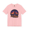 Devil’s Tower and Chill T-Shirt – Funny Unisex Tee for Road Trips, Hikers & Wyoming Lovers