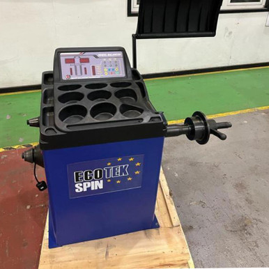 Refurbished Wheel Balancer Ecotek Spin