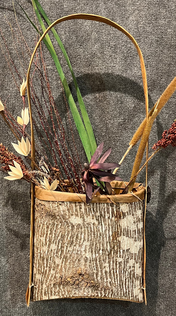 Large Folded Bark Basket (Poplar)