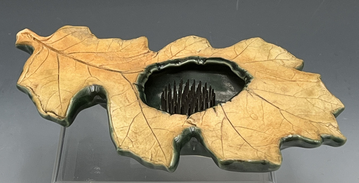 Ikebana - Leaf - black oak