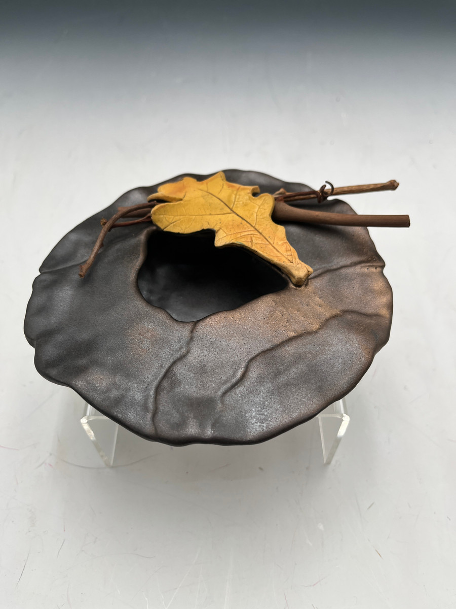 206 - Black Ikebana